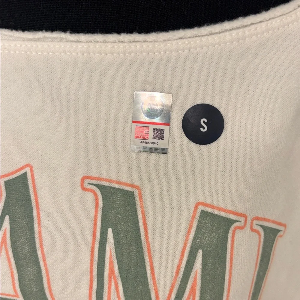 NWT Ivory Graphic Miami Hurricanes Off the shoulder cropped sweatshirt - Picture 3 of 6